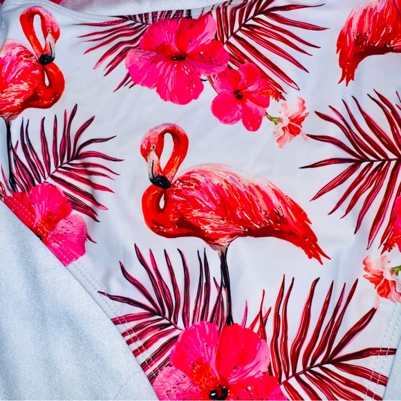 PatPat New With Tags Women’s One Piece Swimsuit Flamingos and Floral Medium - Picture 7 of 8